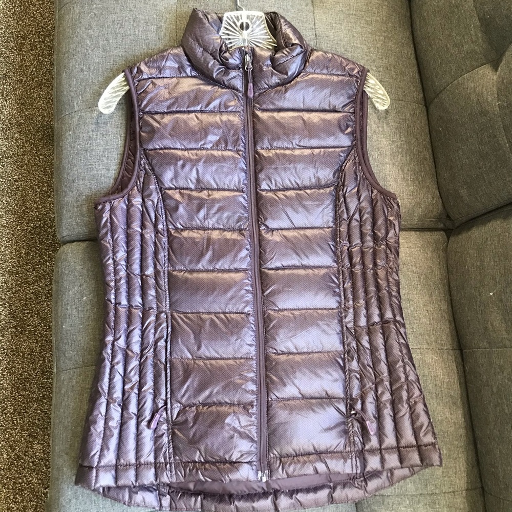 32 degree purple vest